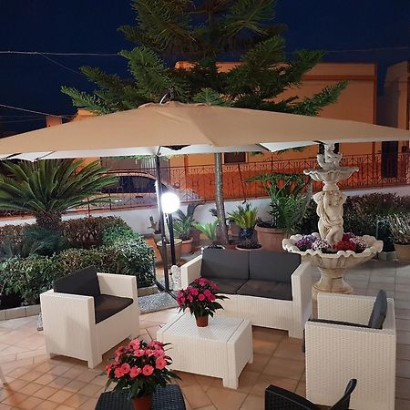 Il Giardino Di Elda Hotel Melissano Eksteriør billede